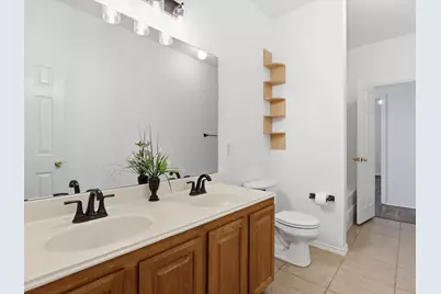 1125 Timber Creek Drive, Lewisville, TX 75067 - Photo 13