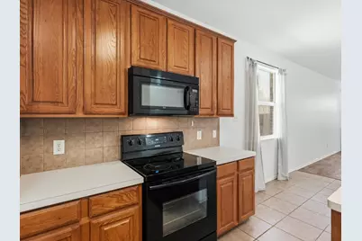 1125 Timber Creek Drive, Lewisville, TX 75067 - Photo 19