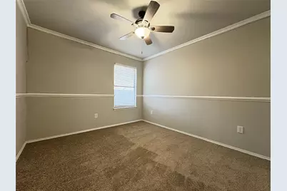 901 Fiero Drive, Arlington, TX 76001 - Photo 11