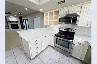 901 Fiero Drive, Arlington, TX 76001 - Photo 9