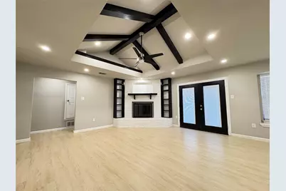 901 Fiero Drive, Arlington, TX 76001 - Photo 3