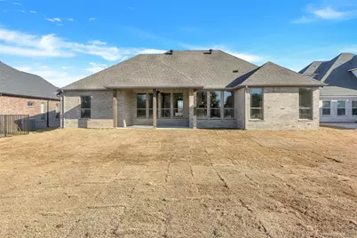 801 Holiday Hills Drive, Mineral Wells, TX 76067 - Photo 29