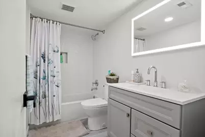 1916 Shorewood Drive, Grapevine, TX 76051 - Photo 23