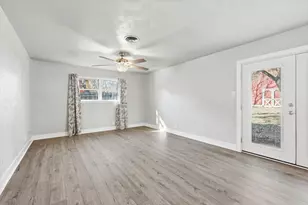 1204 Crestview Dr, Hurst, TX 76053 - Photo 19