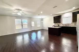 412 Magma Dr, Fort Worth, TX 76131 - Photo 3