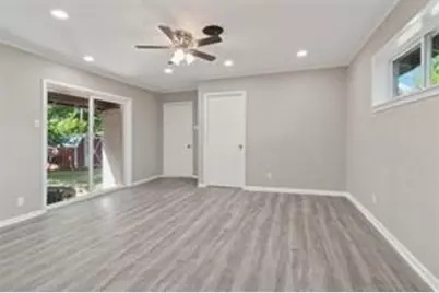 1222 Serenade Lane, Dallas, TX 75241 - Photo 9