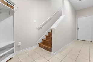 15765 Seabolt, Addison, TX 75001 - Photo 3