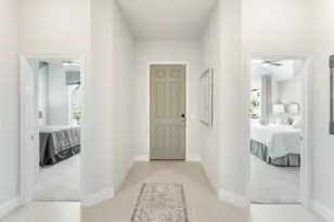 208 Oakcrest Dr, Justin, TX 76247 - Photo 5