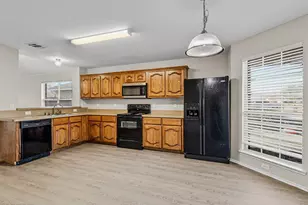 2821 Mockingbird St, Royse City, TX 75189 - Photo 5