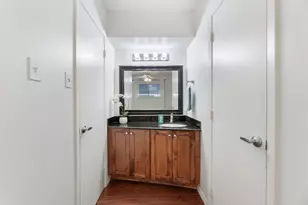 7908 Royal Ln, Dallas, TX 75230 - Photo 9