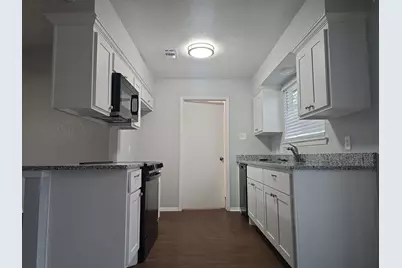 5821 Fair Wind Street, Fort Worth, TX 76135 - Photo 7