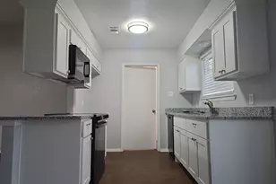 5821 Fair Wind St, Fort Worth, TX 76135 - Photo 7