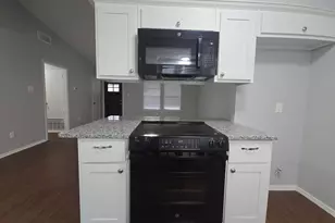 5821 Fair Wind St, Fort Worth, TX 76135 - Photo 9