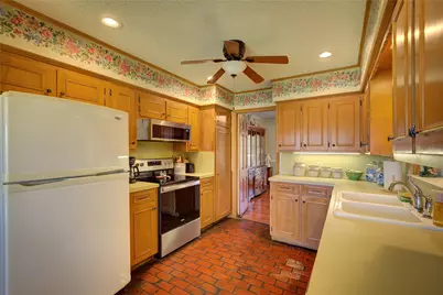 121 Lewis Street, Sulphur Springs, TX 75482 - Photo 15