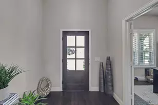 517 Thompson Dr, Van Alstyne, TX 75495 - Photo 5