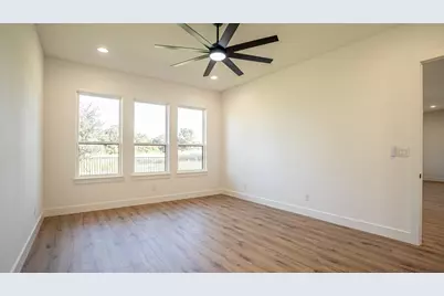 925 Bandon Dunes Drive, Fort Worth, TX 76028 - Photo 23