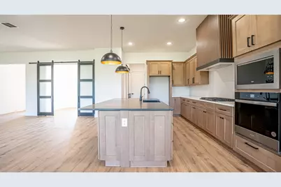 925 Bandon Dunes Drive, Fort Worth, TX 76028 - Photo 17