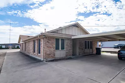 720 Lake Air Drive, Waco, TX 76710 - Photo 1