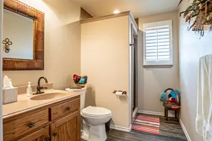 4515 E Renfro St, Alvarado, TX 76009 - Photo 23