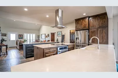 4515 E Renfro Street, Alvarado, TX 76009 - Photo 17