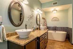 4515 E Renfro St, Alvarado, TX 76009 - Photo 19