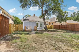 403 S Willomet Ave, Dallas, TX 75208 - Photo 21