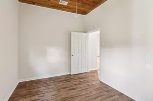 403 S Willomet Ave, Dallas, TX 75208 - Photo 17