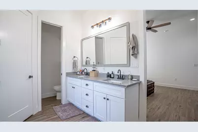 1100 County Road 337, Glen Rose, TX 76043 - Photo 17