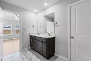 1345 Water Canna Dr, Justin, TX 76247 - Photo 13