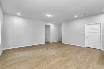 2513 Birdell Court, Fort Worth, TX 76105 - Photo 7