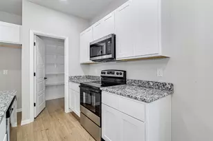 2513 Birdell Ct, Fort Worth, TX 76105 - Photo 11