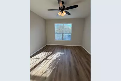 725 Hartsfield, Aubrey, TX 76227 - Photo 9