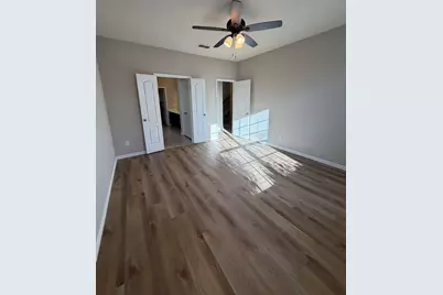 725 Hartsfield, Aubrey, TX 76227 - Photo 11