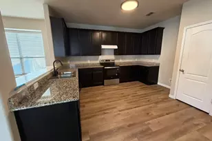 725 Hartsfield, Aubrey, TX 76227 - Photo 7