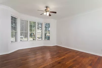 2410 Honey Drive, Arlington, TX 76001 - Photo 9