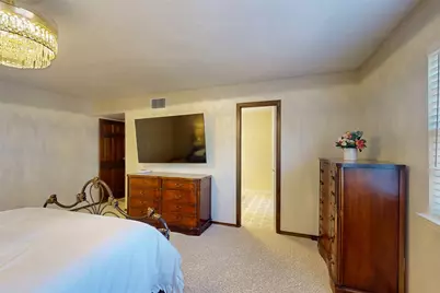 816 Chaparral Circle, Bedford, TX 76022 - Photo 13