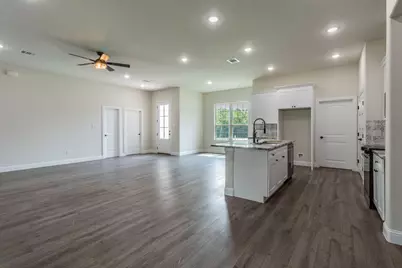 458 Jim Walter Drive, Runaway Bay, TX 76426 - Photo 5