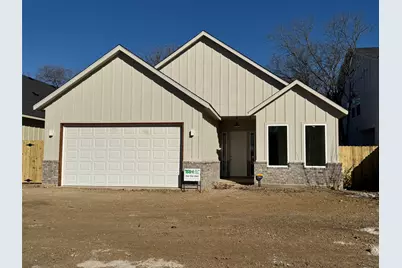 1633 E Tucker Street, Fort Worth, TX 76104 - Photo 1