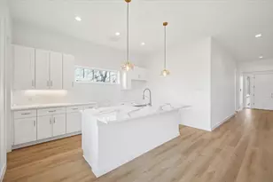 1633 E Tucker St, Fort Worth, TX 76104 - Photo 23