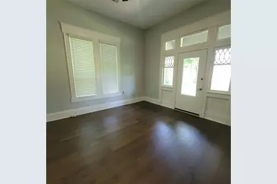 1325 W 13th Avenue, Corsicana, TX 75110 - Photo 13