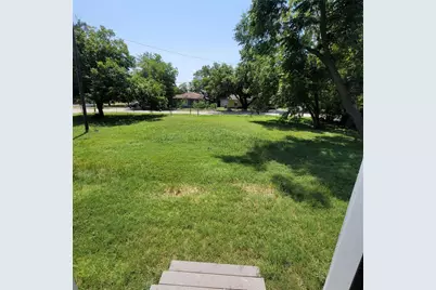 1325 W 13th Avenue, Corsicana, TX 75110 - Photo 29