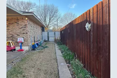 816 Misty Glen Drive, DeSoto, TX 75115 - Photo 17