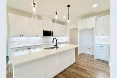 1013 Sabrina Court, Weatherford, TX 76085 - Photo 7