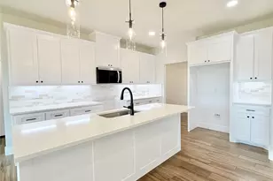 1013 Sabrina Ct, Weatherford, TX 76085 - Photo 7