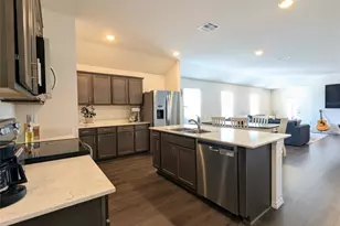 705 Glover Dr, Aubrey, TX 76227 - Photo 3