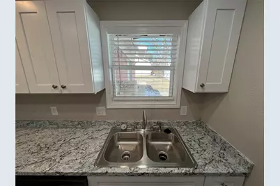 3009 Clover Drive, Mesquite, TX 75150 - Photo 9