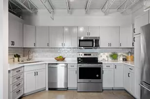 219 S 4th St, Waco, TX 76701 - Photo 9