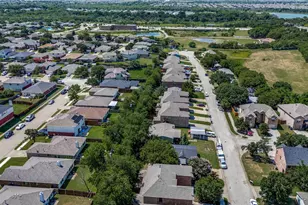 430 Woodgrove Dr, Little Elm, TX 75068 - Photo 19