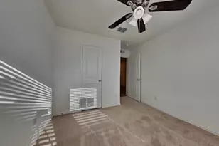 4060 Mountain Meadow Rd, Crowley, TX 76036 - Photo 7