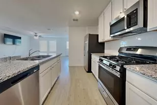 4060 Mountain Meadow Rd, Crowley, TX 76036 - Photo 3